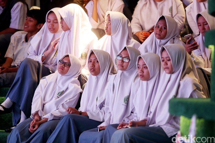 Youth For Understanding (YFU) meluncurkan YFU Virtual Exchange Intiative,  yakni Progam Pertukaran Pelajar bagi pelajar Indonesia, di Jakarta, Selasa (07/02/2017).