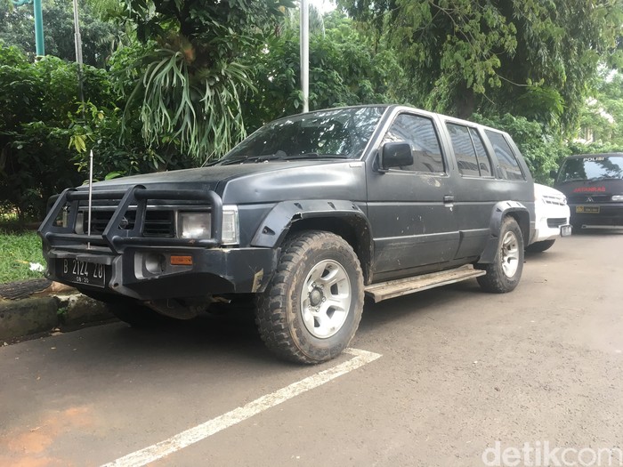 Polisi: Pemilik Mobil Massa Penggeruduk Rumah SBY Bernama Ius