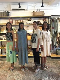 Lekat Kenalkan Kain Baduy di London Fashion Week