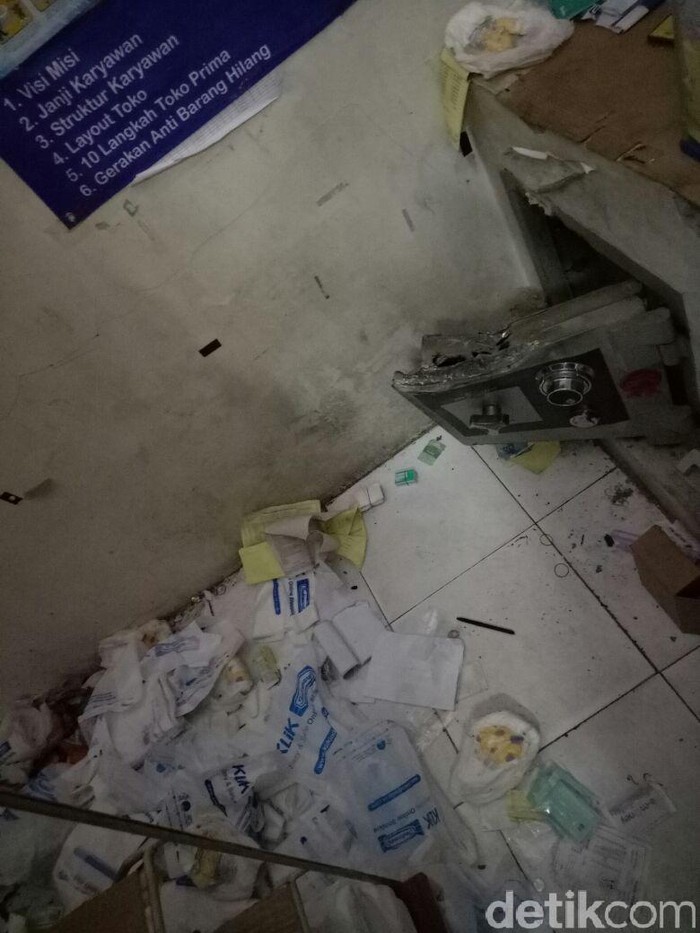 Maling Bobol Brankas Minimarket di Kembangan, Rp 21,5 Juta Raib