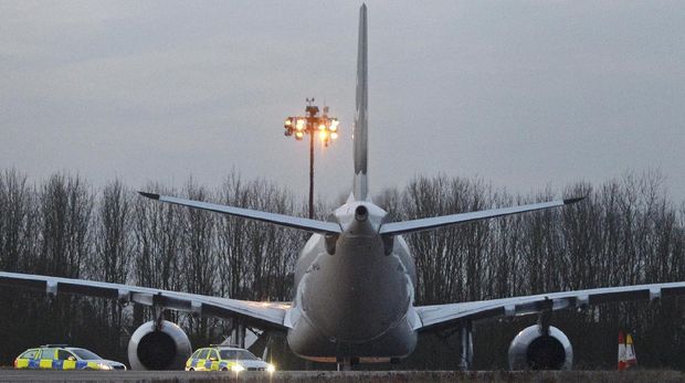 Penumpang Mengganggu, Pesawat Pakistan Dikawal Jet Tempur Inggris