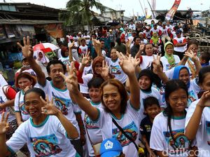 Parade Nelayan Tolak Reklamasi
