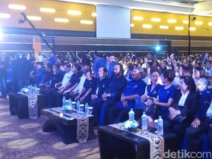 Kumpulkan Kader NasDem di Sulut, Surya Paloh: Kita Harus Kerja!