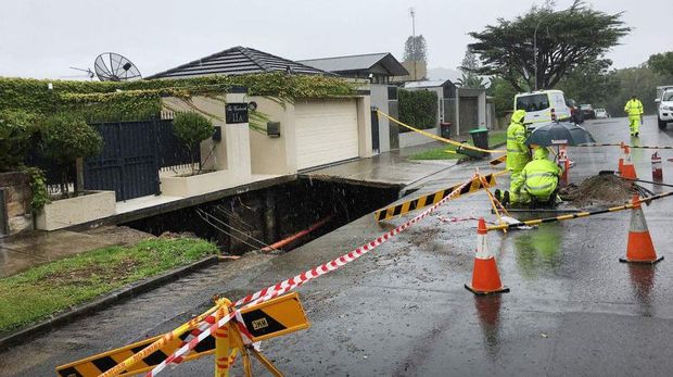 Ini Penampakan Lubang Menganga Dekat Kediaman PM Australia