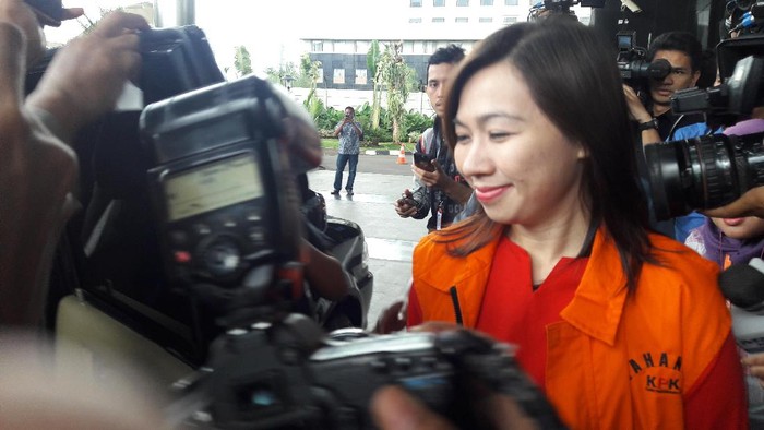 Kasus Patrialis Akbar, KPK Periksa Ng Feni Dua Jam