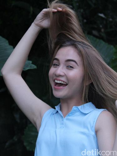 Kenalin Elina Joerg, Aktris Berdarah Jerman yang Hobi Berdrama