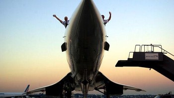 Gara-gara pernah terjadi kecelakaan, makin turunnya penumpang dan kokpitnya yang usang, Concorde akhirnya tidak mengudara lagi. Foto: Getty Images