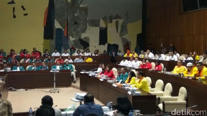 DPR Undang Partai Baru untuk Minta Masukan Soal RUU Pemilu
