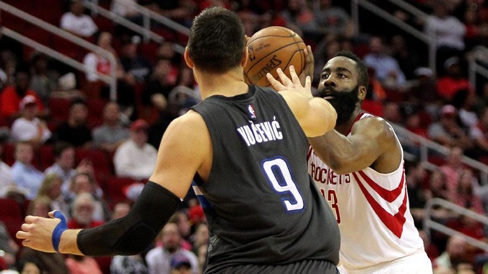 Rockets Atasi Perlawanan Magic