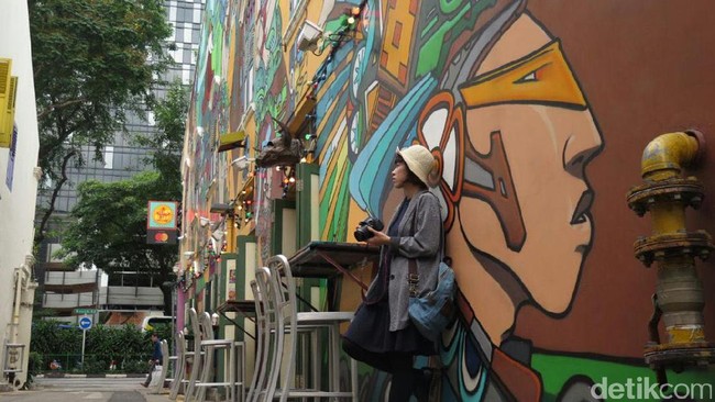 Foto OOTD Makin Keren di 5 Destinasi Instagenik Asia