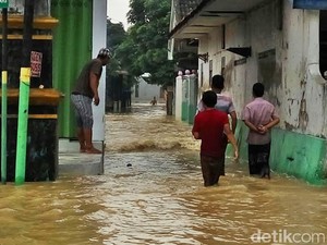 Banjir Lumpur Terjang 12 Desa dan Kelurahan di Sampang