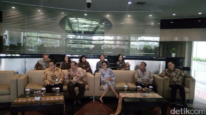 Giliran Sri Mulyani Cs Serahkan Nama Calon Bos OJK ke PPATK