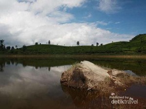 Tempat Wisata dengan Mitos Awet Jodoh, Apa Saja Ya?