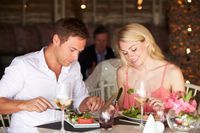Survei Sebut Makan Malam Romantis Saat Valentine Tidak Sepopuler Dulu