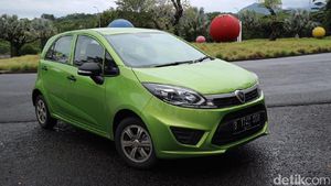 Proton Iriz Ngos-ngosan Lawan Jazz-Yaris di Indonesia