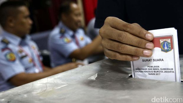 Kurang Responsif Tanggapi Laporan, Bawaslu DKI Dikritik Timses