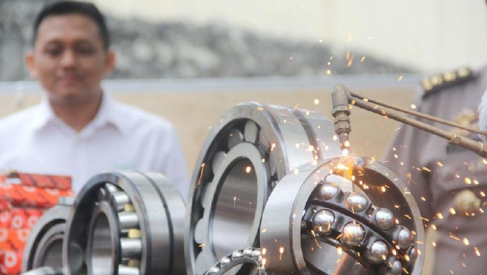 Bahayakan Konsumen, 350 Laher Palsu Dimusnahkan