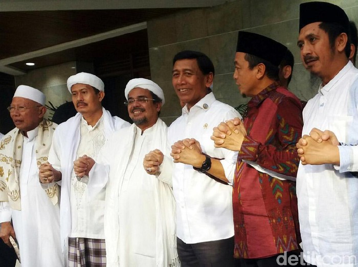 Bertemu, Habib Rizieq-Wiranto Kenang Romantisme Kawan Lama