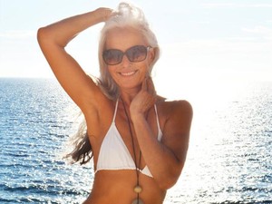 Yazemeenah Rossi, Model Lingerie Disebut Sebagai Nenek Tercantik di Dunia