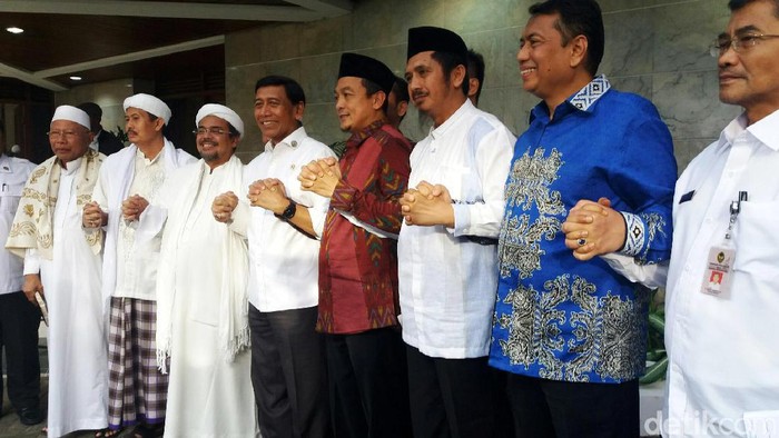Komitmen Aksi Damai 112 dan Tausiah Nasional di Masjid Istiqlal