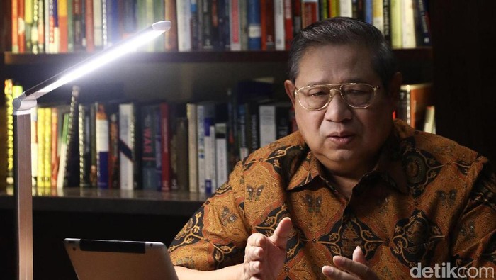 detikcom saat wawancara khusus dengan Susilo Bambang Yudhoyono (SBY) di Kuningan, Jakarta.