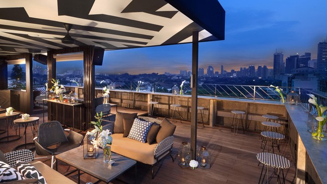 5 Tempat Makan Malam Romantis di Ketinggian Jakarta