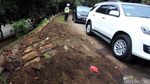 Truk yang Terguling di Flyover UI Dievakuasi