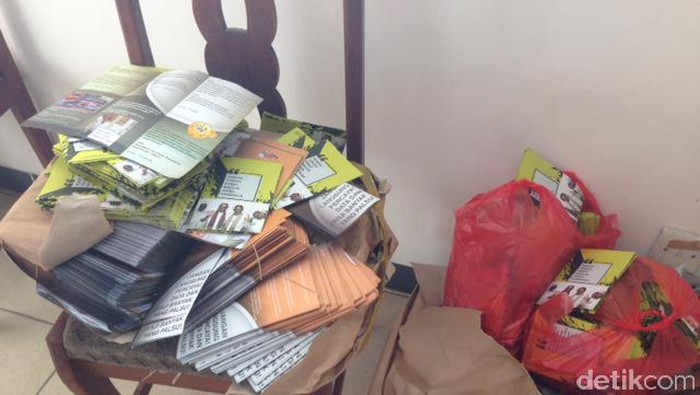 Panwascam Matraman Amankan Penyebar Brosur Kampanye Hitam