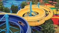 Ocean park water adventure di BSD, menawarkan sejumlah wahana seru dengan bermain air. Bisa santai di kolam arus sampai memacu adrenalin di seluncuran! (Ocean Park)