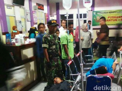  Para korban keracunan di Purbalingga, Kamis (9/2/2017)