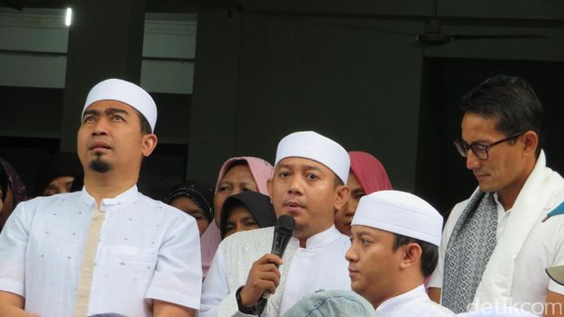 Sandiaga kampanye bersama Ustaz Solmed / 