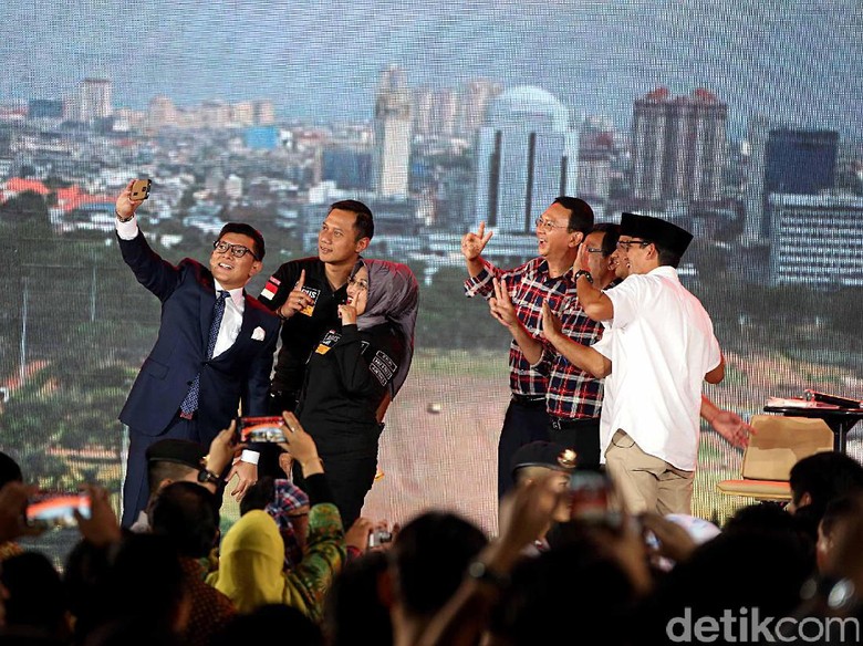 Debat Pamungkas Dinilai Seperti Ronde Terakhir Pertandingan Tinju Debat Pamungkas Dinilai Seperti Ronde Terakhir Pertandingan Tinju