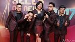 Keep Smile! Pose Project Pop Bersama Istri dan Putra Alm Oon
