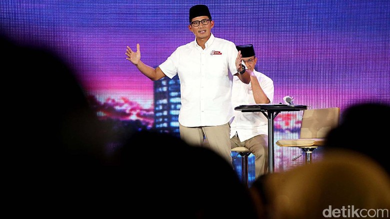 Menanti Realisasi Janji Anies-Sandi: Rumah DP Rp 0 hingga OK OCE Menanti Realisasi Janji Anies-Sandi: Rumah DP Rp 0 hingga OK OCE