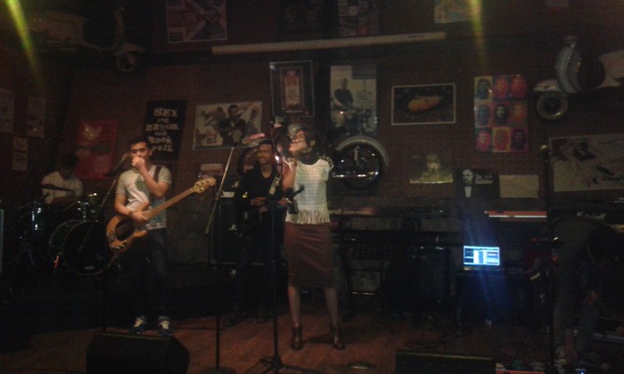 Hangatkan Jakarta yang Dingin di Panggung Meet The Labels