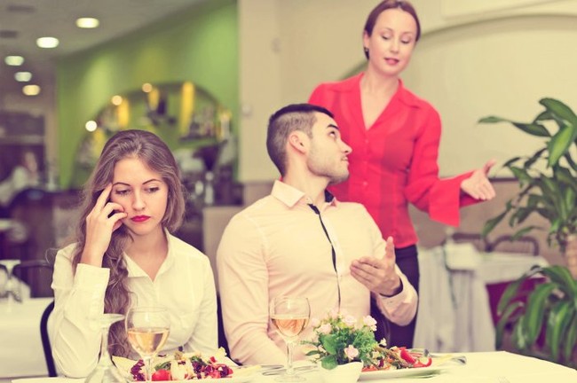 Hindari 10 Hal Ini Saat Kencan Valentine Bersama Pasangan (1)