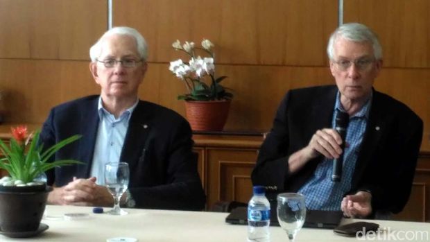 UGM Anugerahi Gelar Doktor Honoris Causa kepada Dua Peraih Nobel