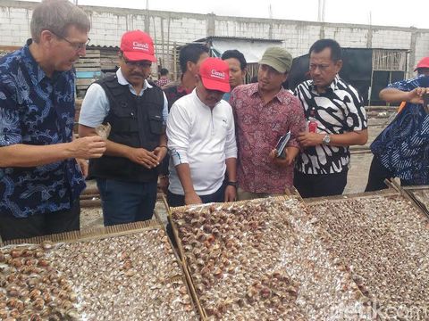 Dubes Kanada dan Wagub Gus Ipul