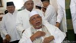 SBY Ziarah dan Salat Jumat di Masjid Al-Riyadh
