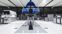 Saat ini, sebanyak 12 mobil super sport Chiron tengah dikerjakan di pabrik tersebut sebelum dikirim ke tangan konsumen mulai kuartal pertama 2017 ini.