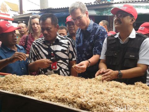 Dubes Kanada dan Wagub Gus Ipul