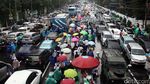 Massa Aksi 112 Membeludak Hingga ke Jalan