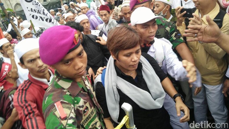Mengaku Dipukul di Aksi 112, Wartawan Metro TV Melapor ke Polisi Mengaku Dipukul di Aksi 112, Wartawan Metro TV Melapor ke Polisi
