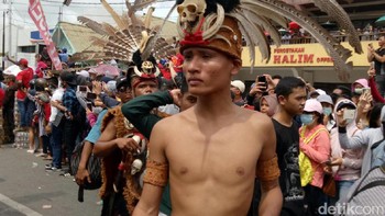 Di samping itu, fitur Screen Flash Technology juga hadir untuk menghasilkan jepretan foto dengan kualitas yang baik meskipun berada di tempat yang kurang cahaya. (detikINET/Adi Fida Rahman)