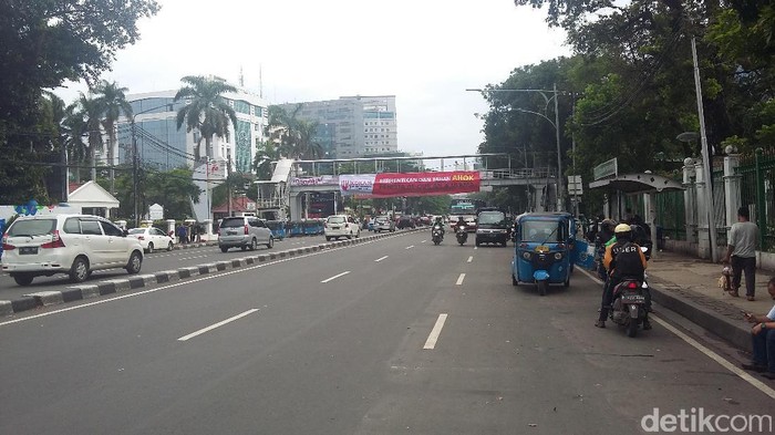 Massa Aksi 112 Bubar, Lalu Lintas Sekitar Istiqlal Lancar