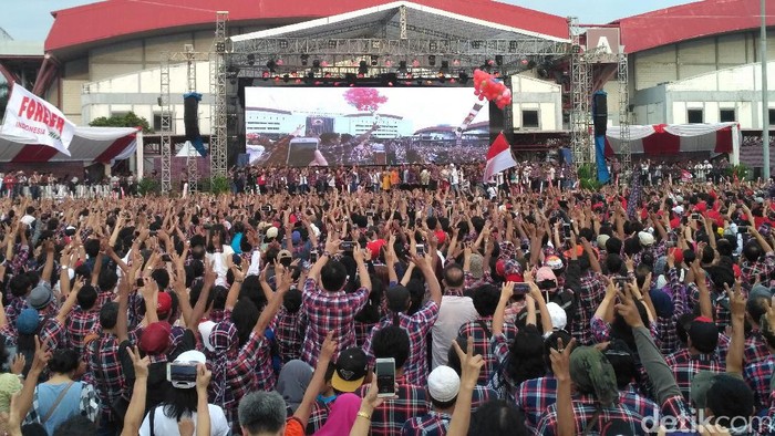 Flash Mob Bareng Relawan, Ahok-Djarot Ucapkan Terima Kasih