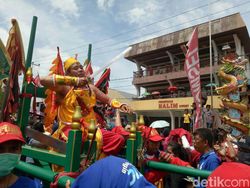 Berburu Tatung Bersenjatakan Oppo F1S Teranyar