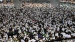 Massa Aksi 112 Penuhi Masjid Istiqlal