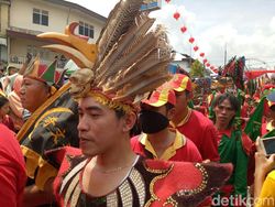 Berburu Tatung Bersenjatakan Oppo F1S Teranyar