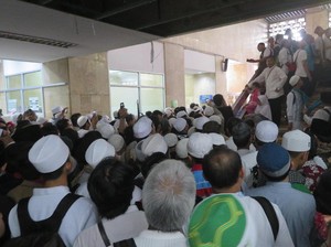 Usai Zuhur Berjamaah, Massa 112 Mulai Tinggalkan Istiqlal